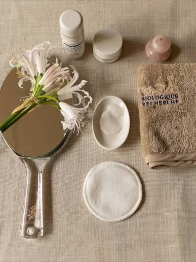 Gather & Glow: A Biologique Recherche Candlelight Workshop